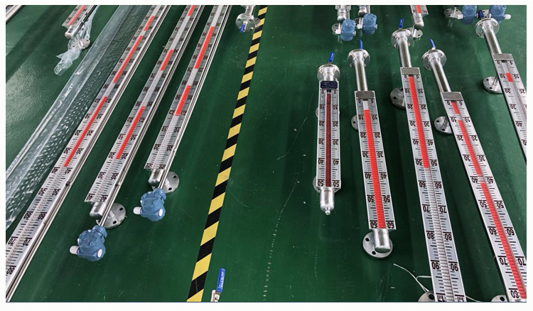 磁性翻板液位計產(chǎn)品圖